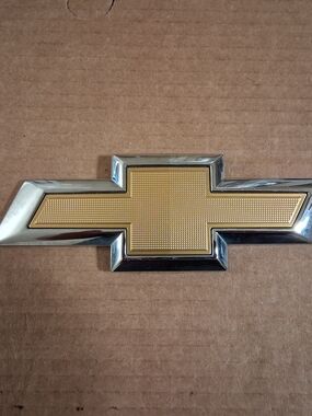 2016-2022 Chevy Malibu Trunk Lid Emblem Bowtie